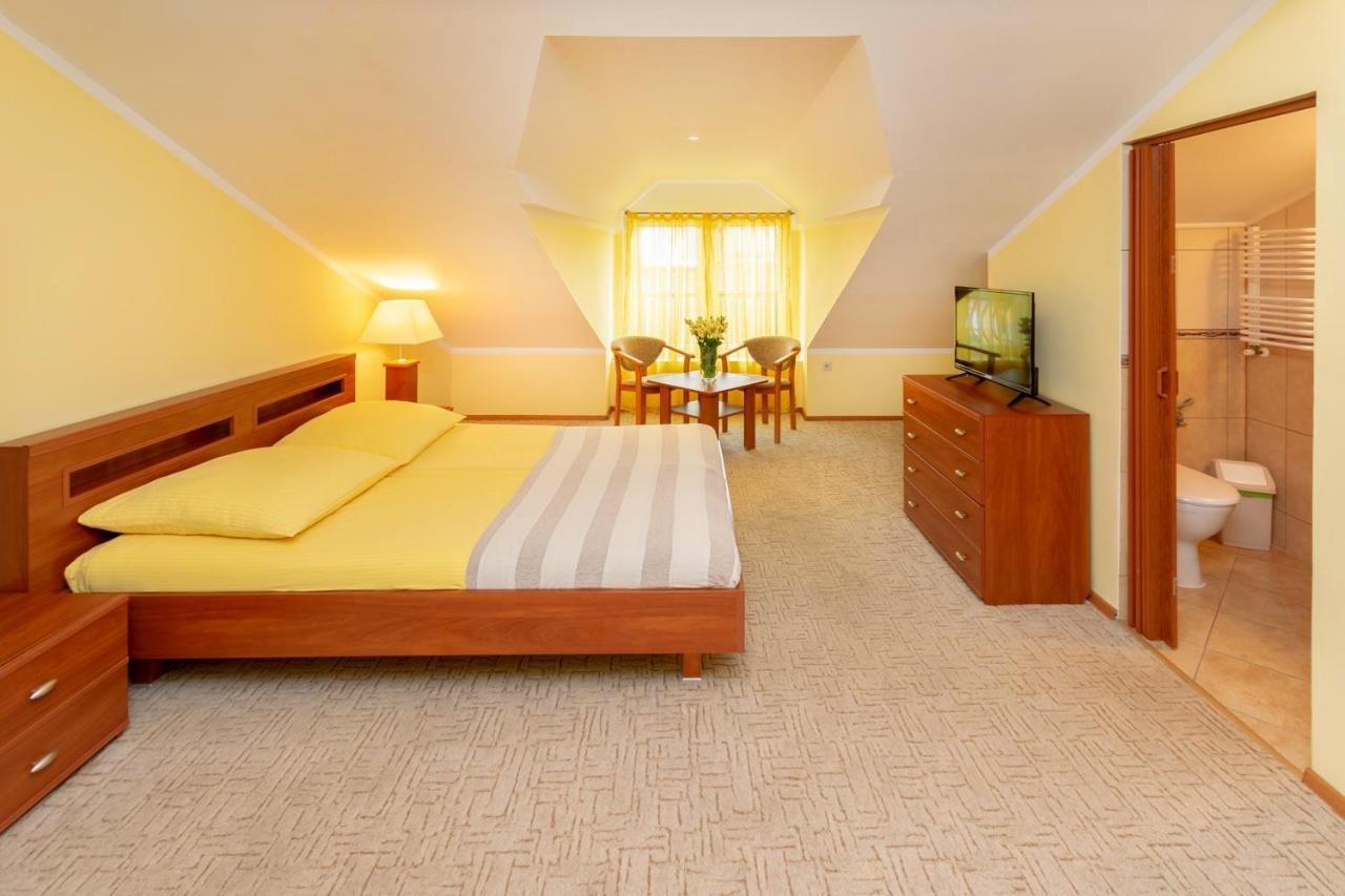Pensjonat Marynarski - Apartamenty Дарлувко Экстерьер фото